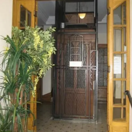 Cozy T2 On Rossini Street Apartmán