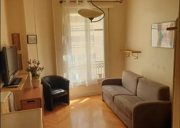 Apartment Cozy T2 On Rossini Street *