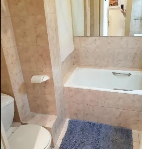 Cozy T2 On Rossini Street Lägenhet