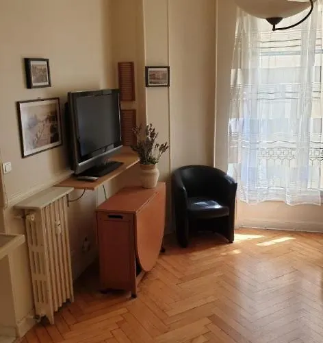 Cozy T2 On Rossini Street